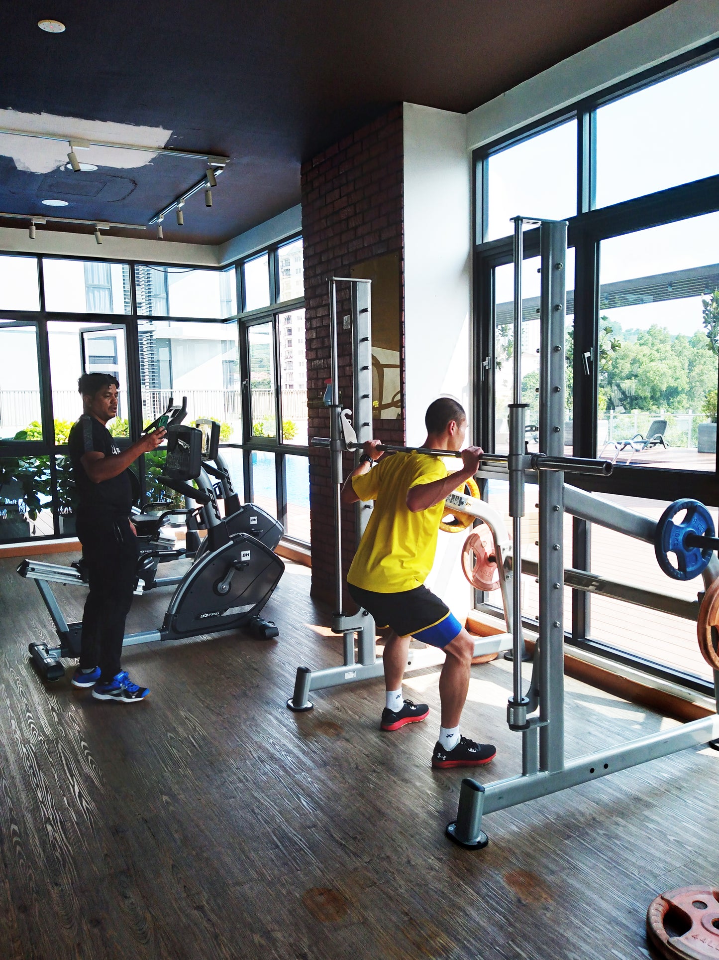 Smash Beyond Borders – Badminton Camp